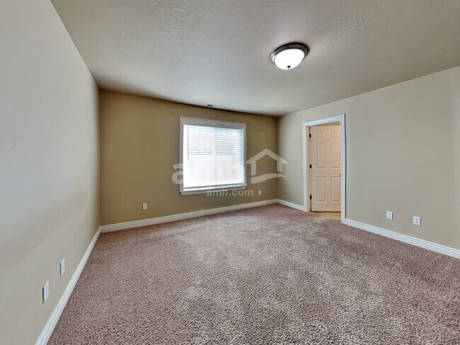 Building Photo - 171 N Century Drive