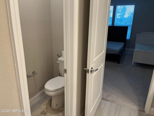 Building Photo - 211 Diamondback Ave