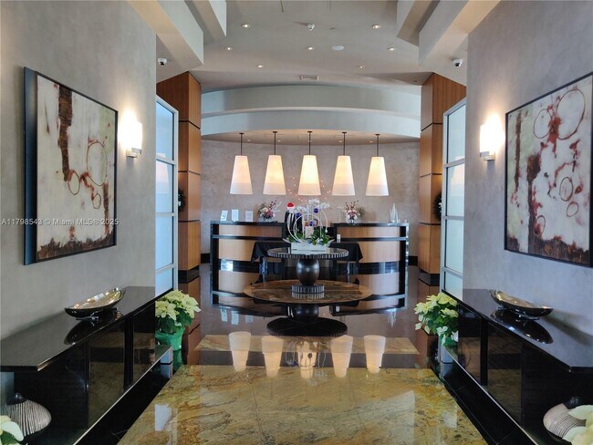 Building Photo - 3101 S Ocean Dr