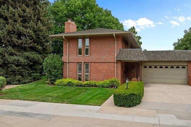 Building Photo - 3436 S Race St