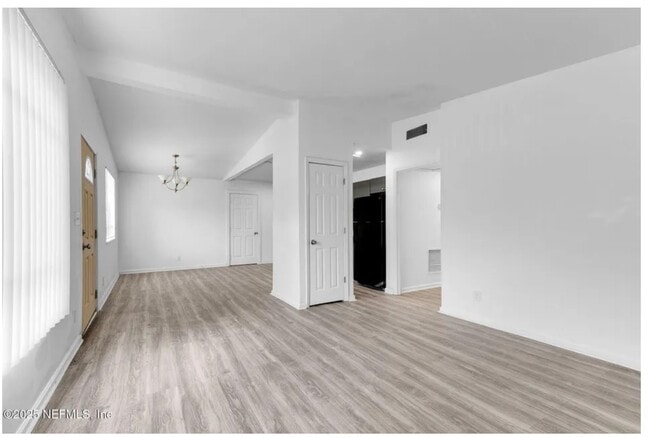 Building Photo - 9155 Sibbald Rd