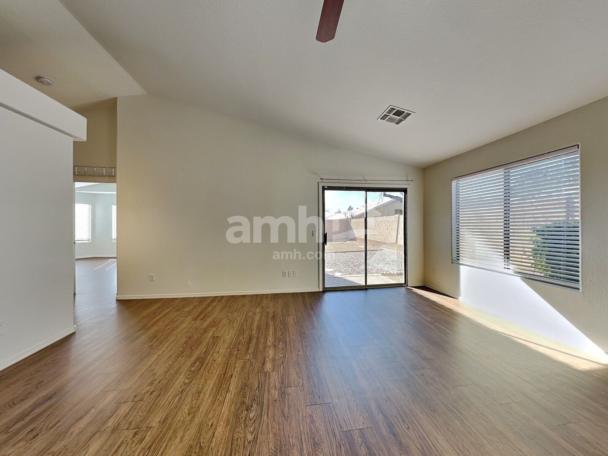 Building Photo - 2416 S 82nd Ave