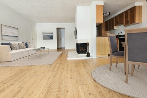 Interior Photo - 10323 Missouri Ave