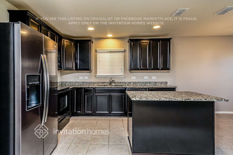 Building Photo - 1733 Trace Dr