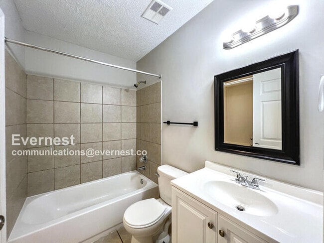 Building Photo - 3772 Beckman Dr