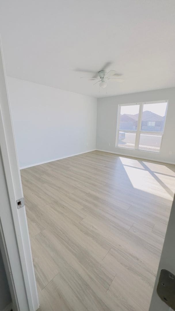 Building Photo - NOW PRELEASING: 3 bed/ 2 bath in Odessa!