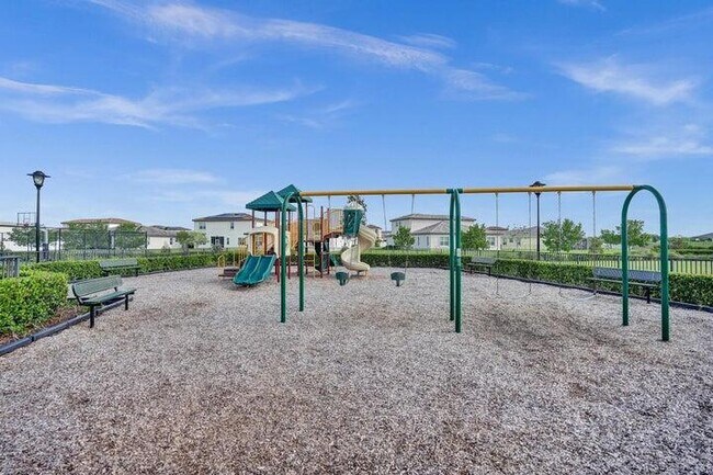 Building Photo - 12623 NW Copper Creek Dr