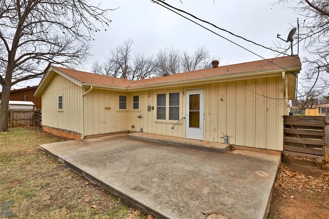 Building Photo - 3101 Sayles Blvd
