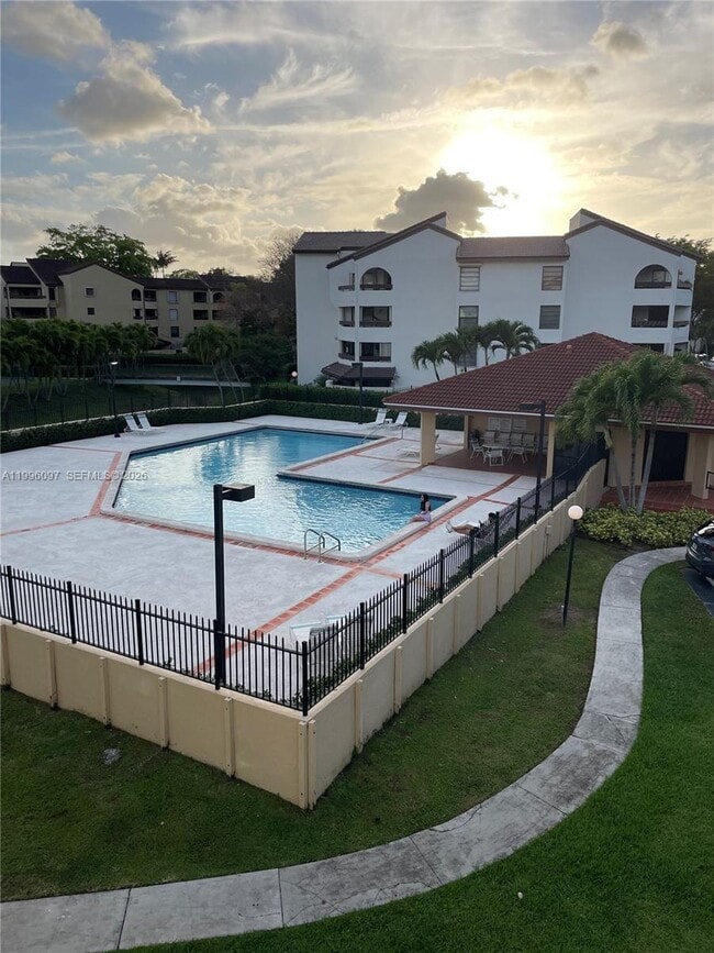 Building Photo - 9140 SW 123rd Ct