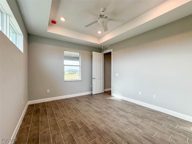 Building Photo - 229 SW 14th Pl