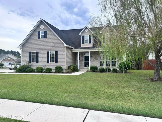 Primary Photo - 300 Walkens Woods Ln
