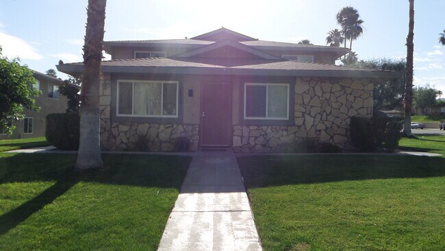 Building Photo - 72577 Edgehill Dr