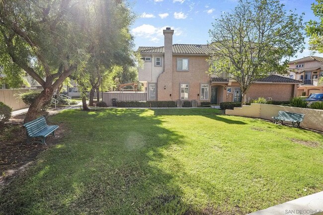 Building Photo - Beautifully Upgraded 2 Bed / 2.5 Bath Townhome in Tristan Community – Rancho San Diego