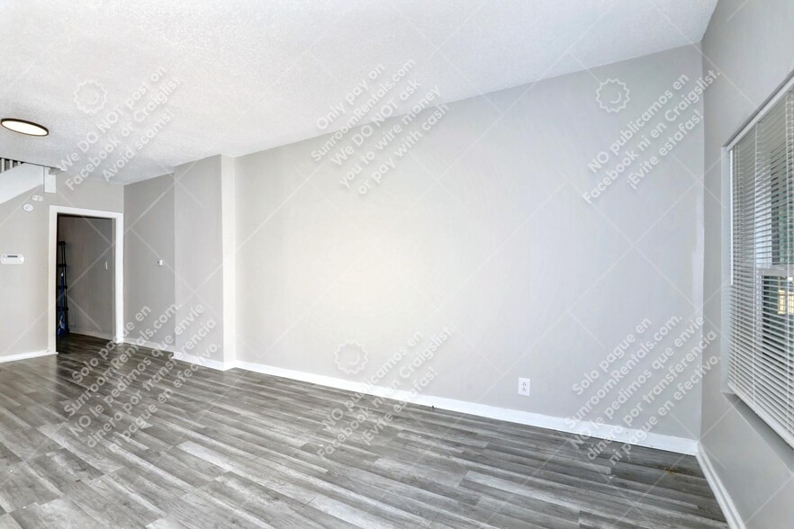 Building Photo - 414 N Temple Ave