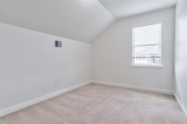 Building Photo - 3414 Smart Sands Ln