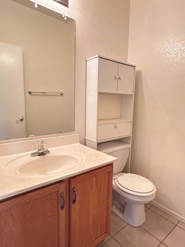 Building Photo - MOUNTAIN VISTA RANCH HOME WITH POOL AND SP...