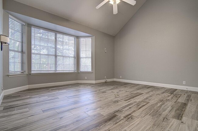 Building Photo - 6203 Spicebrush Cove