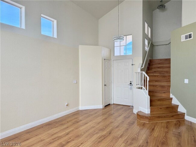 Building Photo - 8638 White River Dr