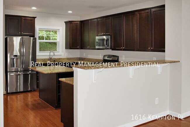 Building Photo - 1616 Kempton Pl