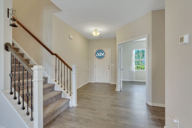 Building Photo - Beautiful Home in Seagrass Station