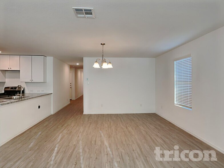 Building Photo - 12911 Hyssop Mdw