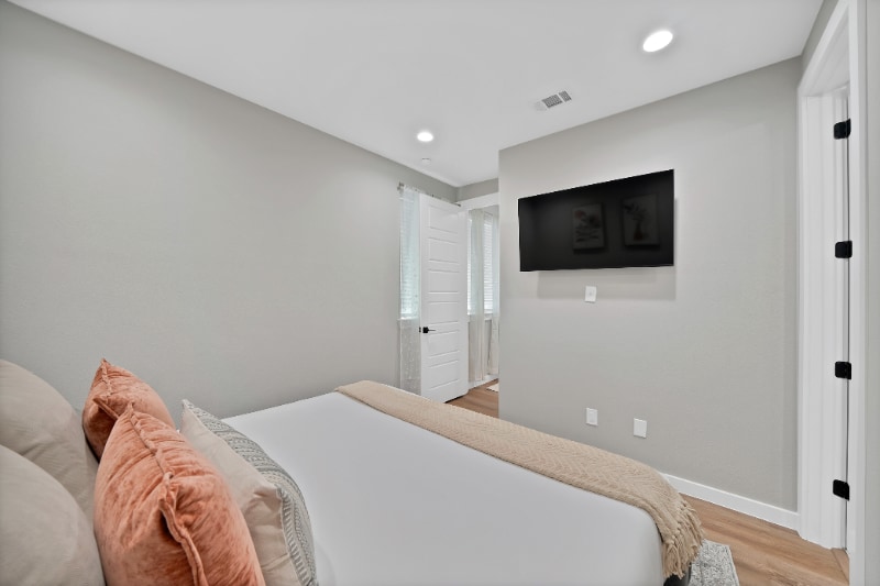 Building Photo - 2813 Weisenberger St