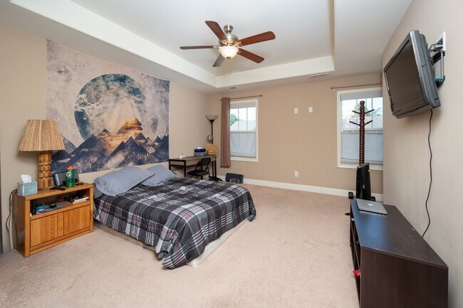 Building Photo - **WELL MAINTAINED, 2016-BUILT HOME IN DESIRABLE BELLE ARBOR NEIGHBORHOOD**