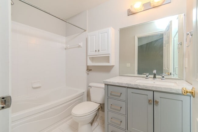 Building Photo - Stunning 2BR/2.5BA Townhouse with Dual Primary Suites, 2-Car Garage & Bonus Loft
