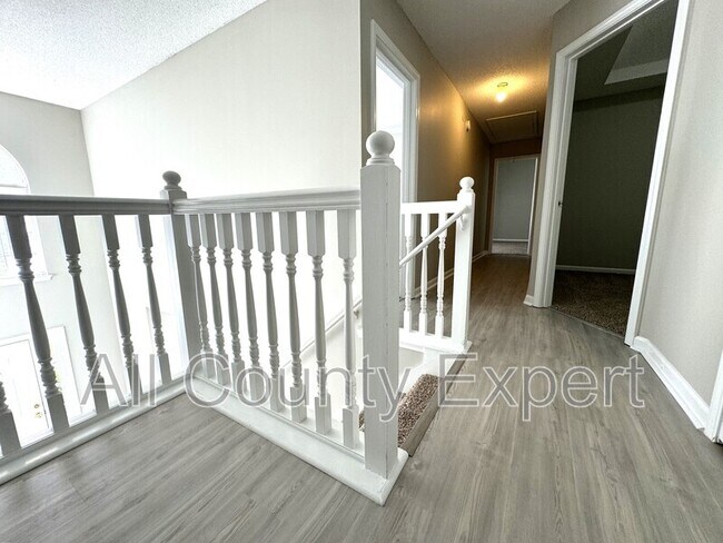 Building Photo - 4605 Skyward Pass