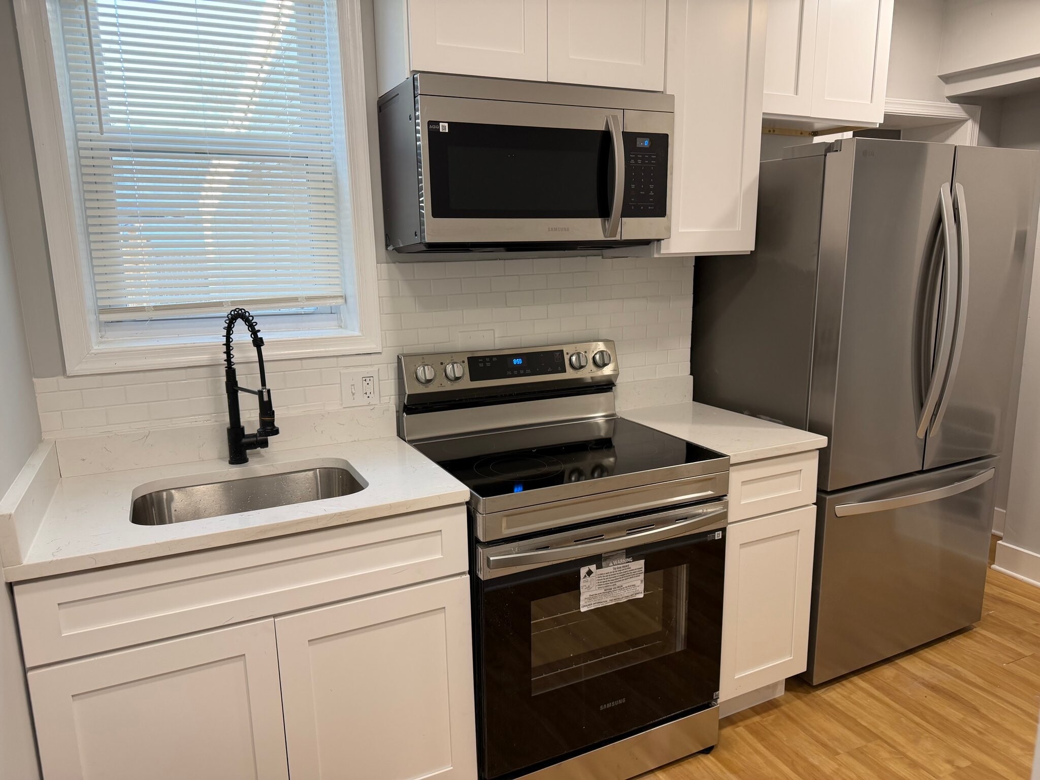 Building Photo - 1628 Benhill Ave