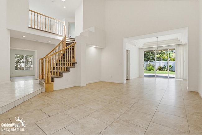 Building Photo - Charming and Spacious 4Bdm 3Ba Home in the Highly Desirable Carmel Valley Community!