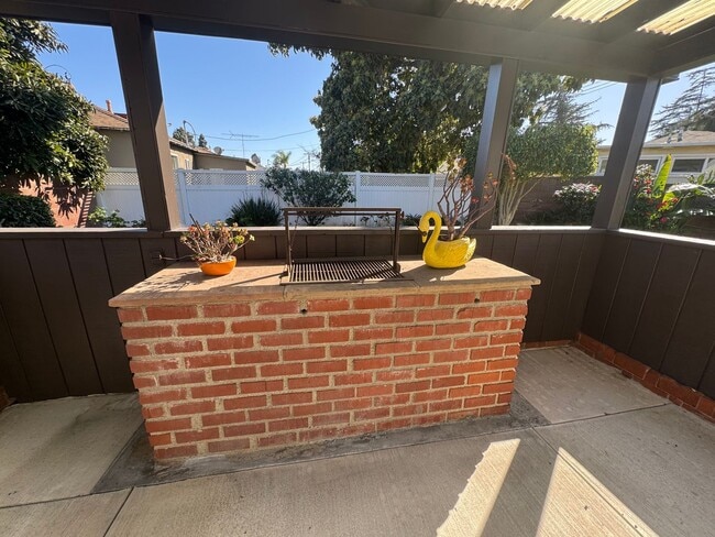 Building Photo - CULVER CITY STUNNING REMODEL 3 BDRM 1 BA. HOUSE FOR LEASE!