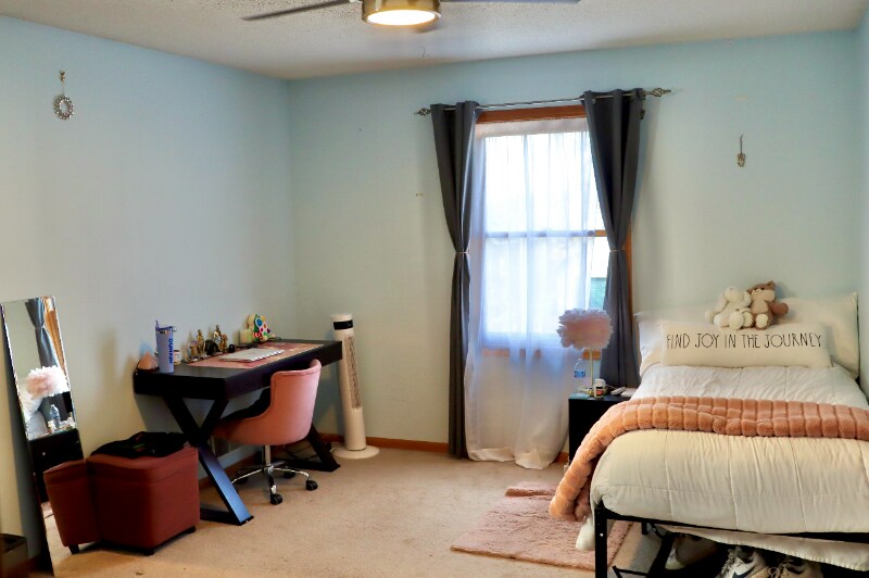 Building Photo - 2221 Polk St NE