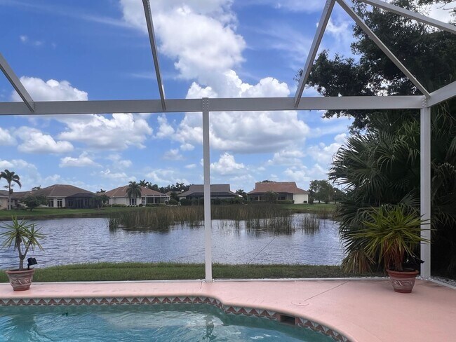 Building Photo - 2BR+Office with sleeper/2BA Single Family ...