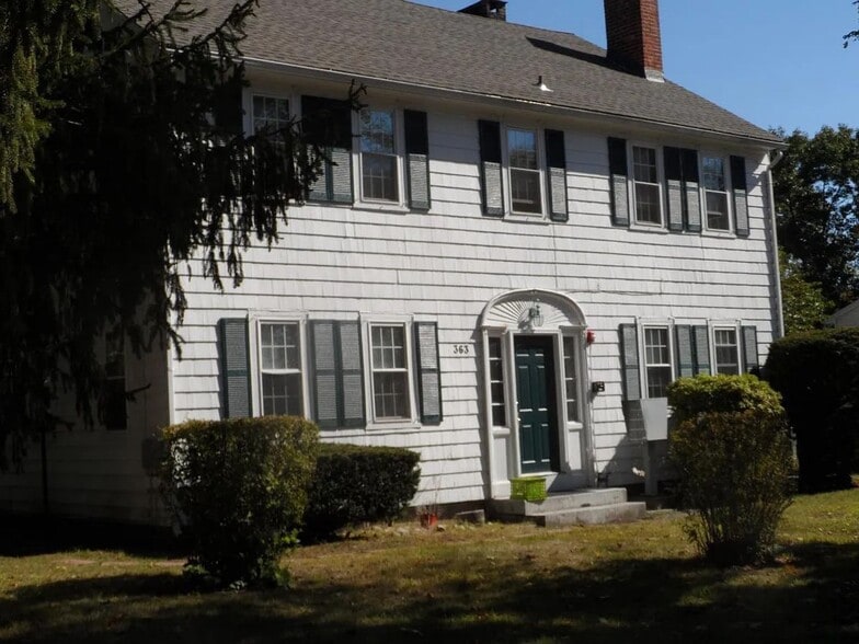 Building Photo - 363 Waterman Ave