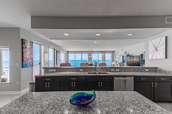 Building Photo - 1025 Jimmy Buffett Mem Hwy