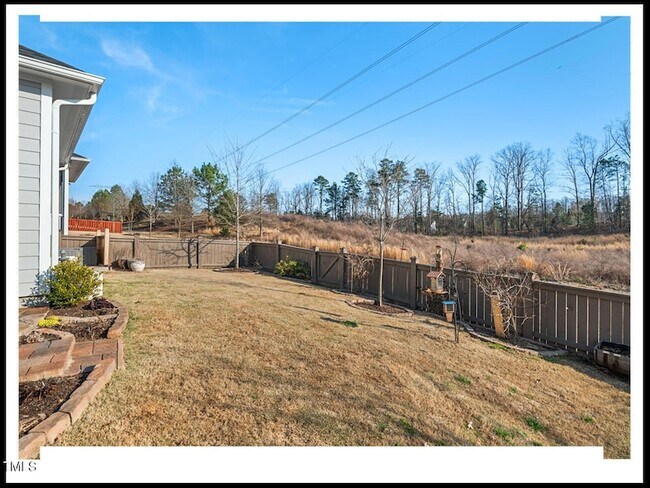 Building Photo - 153 Abercorn Cir