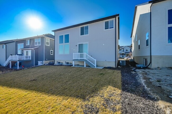 Building Photo - 106 N Midland Dr