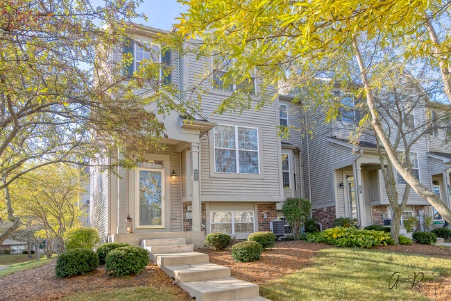Primary Photo - 743 Cherry Creek Dr