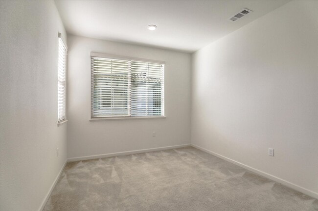 Building Photo - MODERN LUXURY IN SCENIC COMMUNICATIONS HILL LIGHT-FILLED INTERIORS WITH GREENBELT VIEWS