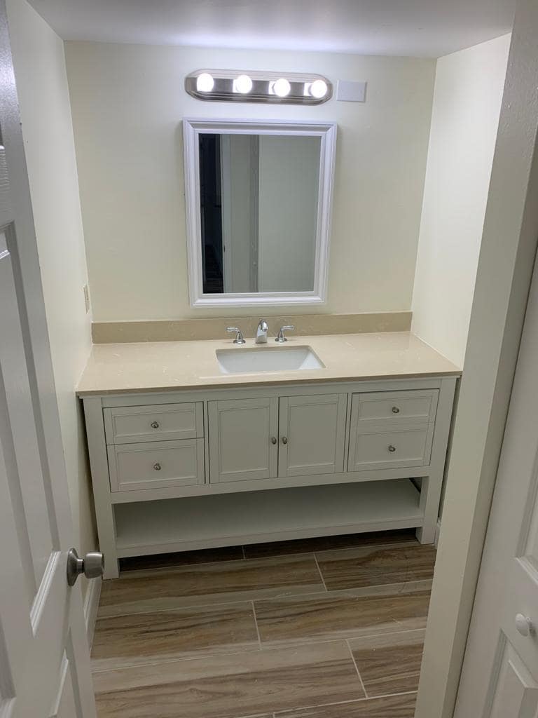 Building Photo - 10765 Cleary Blvd