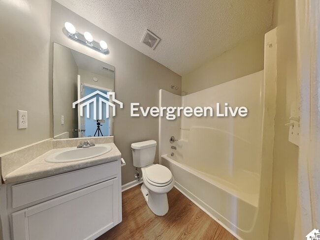 Building Photo - 5279 High Tide Ct