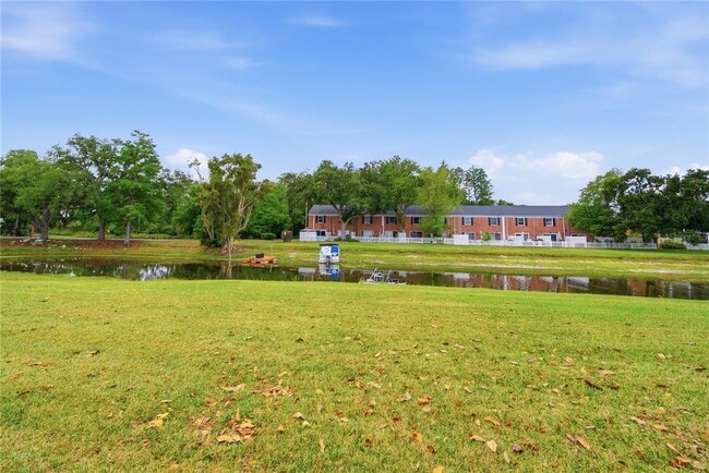 Building Photo - 13690 Orange Sunset Dr