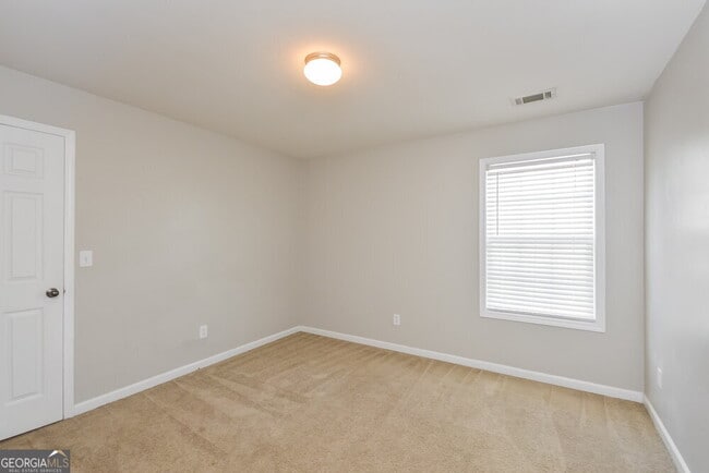 Building Photo - 6492 Grand Hickory Dr