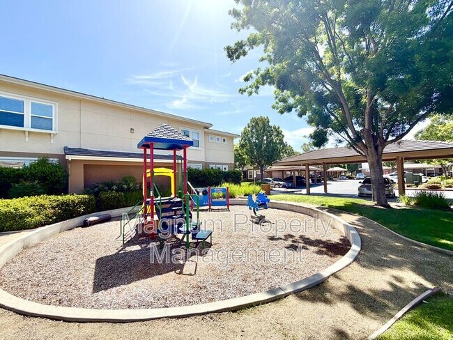 Building Photo - 31371 Taylor Ln