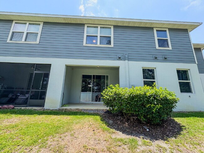 Building Photo - Spacious 3-Bedroom Townhome with garage  i...