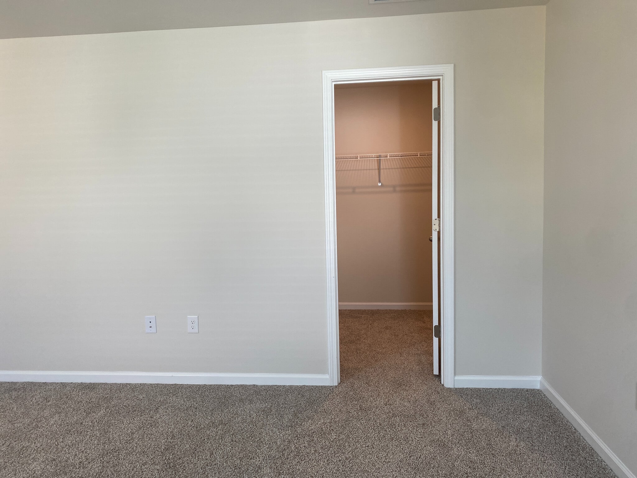 Building Photo - Room in Townhome on Congaree Pk