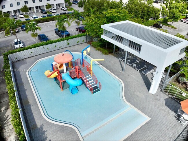 Building Photo - 6320 NW 104th Path