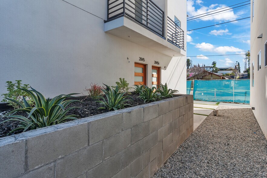 Building Photo - 2843 Folsom St