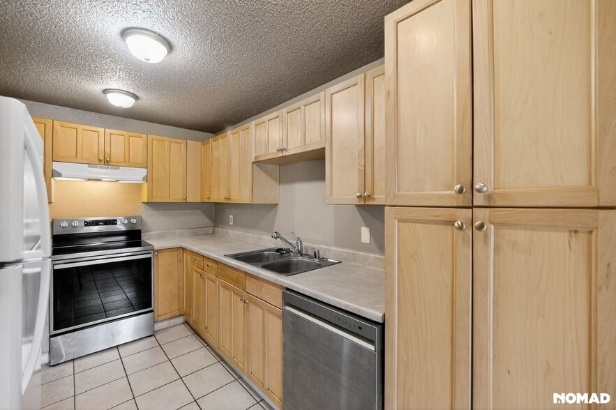 Building Photo - 1106 Walnut St